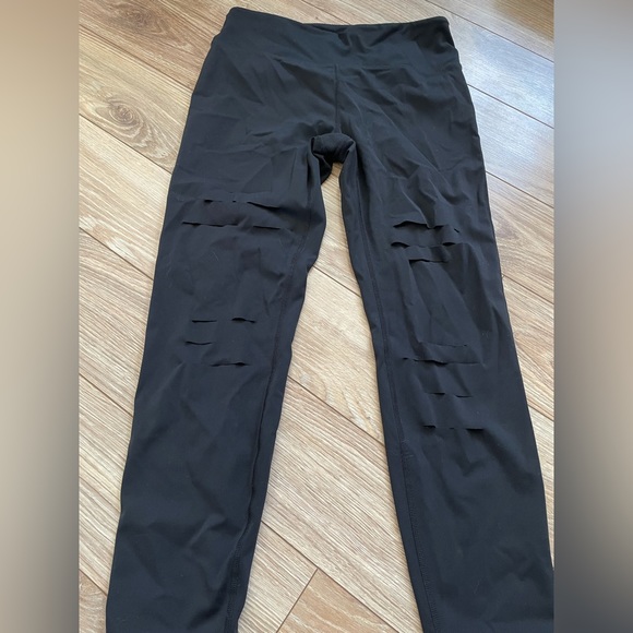 Black Ziya leggings - size 6-8 - Picture 1 of 4